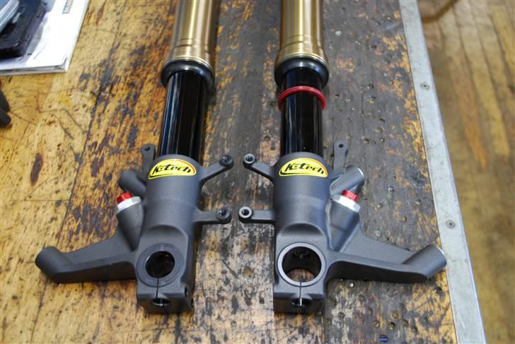 Suzuki GSX-R1000 - Banecykel - K-Tecjh 20mm stempelkit billede 8