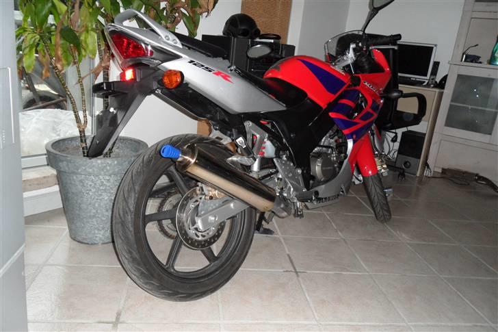 Honda cbr 125 R billede 8