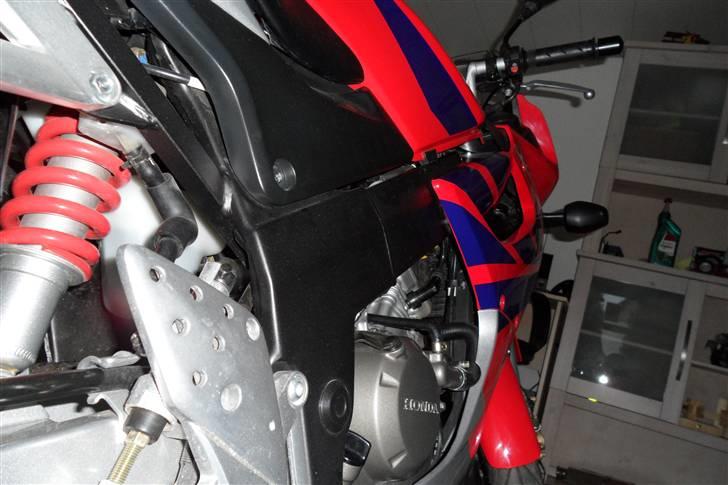 Honda cbr 125 R billede 9