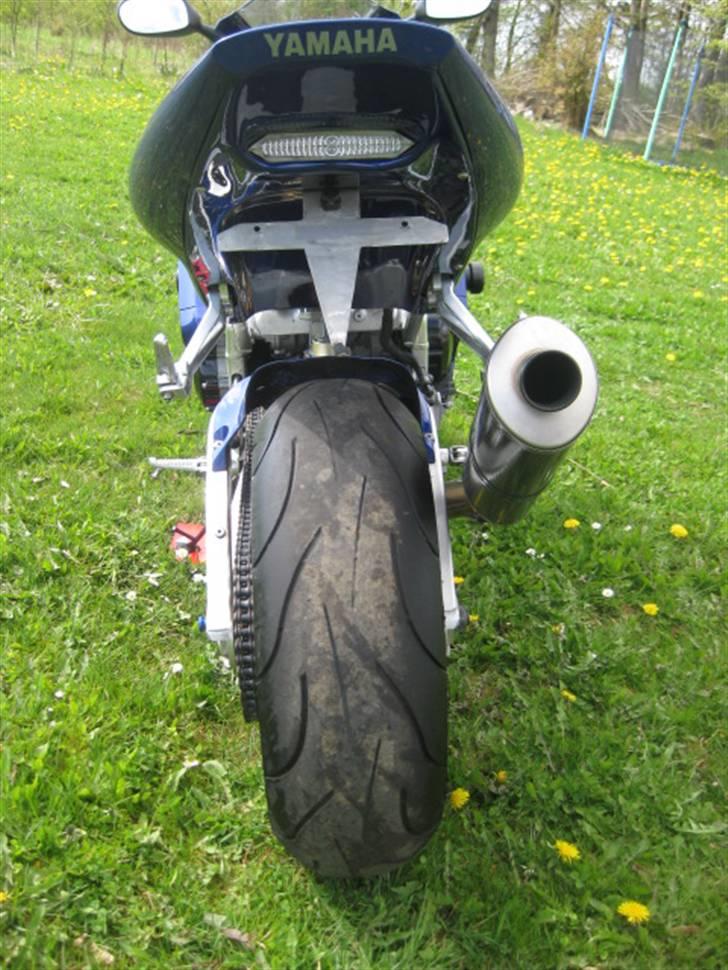 Yamaha R1 ( Solgt ) billede 3