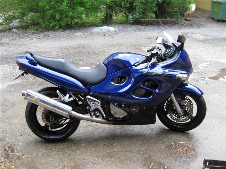 Suzuki GSX 600 (Solgt) billede 5
