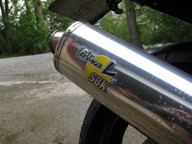 Suzuki GSX 600 (Solgt) billede 9