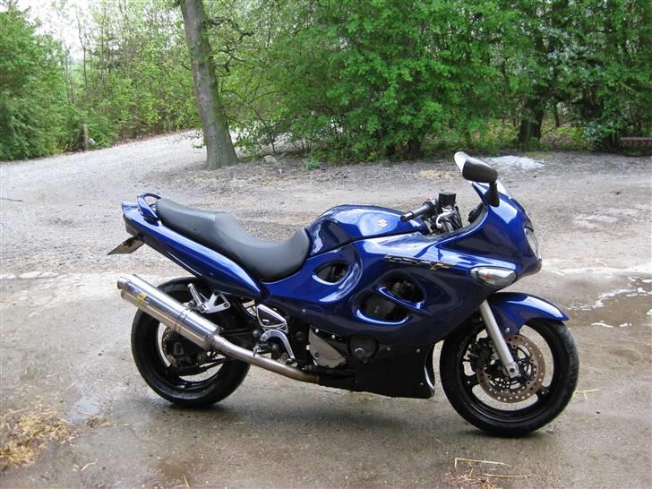 Suzuki GSX 600 (Solgt) billede 10