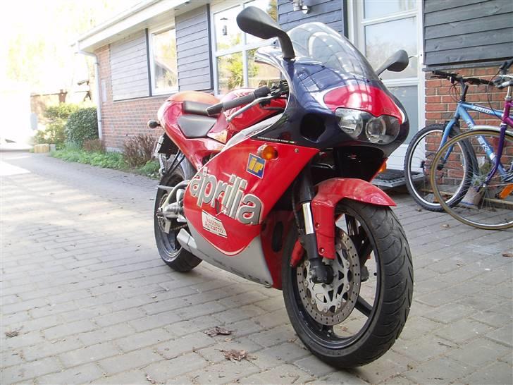 Aprilia RS 125 billede 2