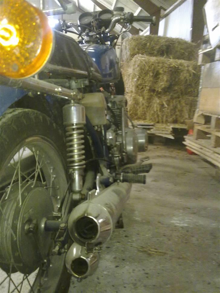 Suzuki GT 550 billede 5