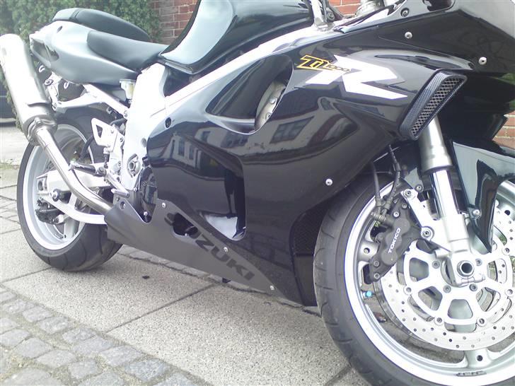 Suzuki TL1000R Solgt billede 3