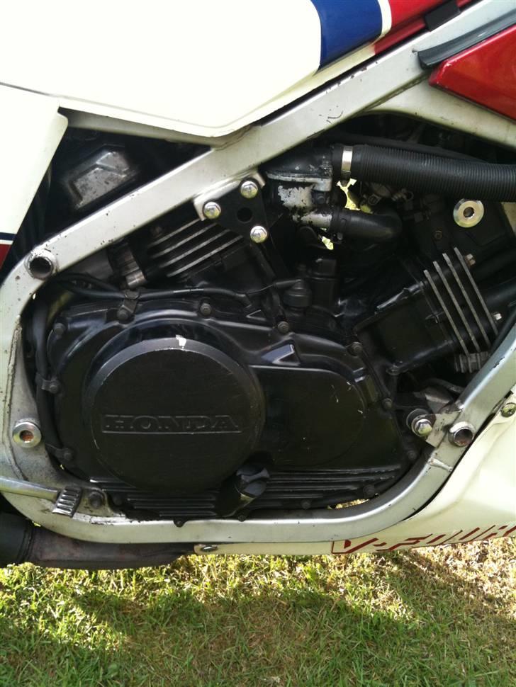 Honda vf 750 f inteceptor billede 8