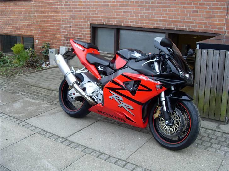 Honda cbr 900 rr fireblade billede 2