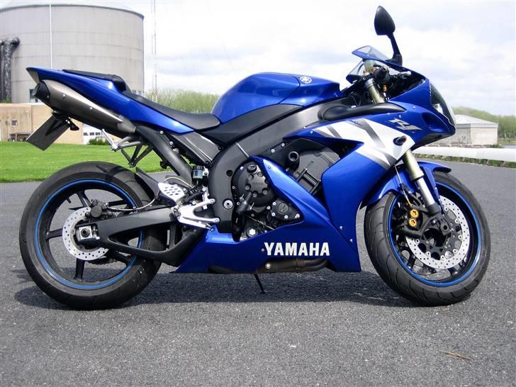 Yamaha R1 *SOLGT* billede 2