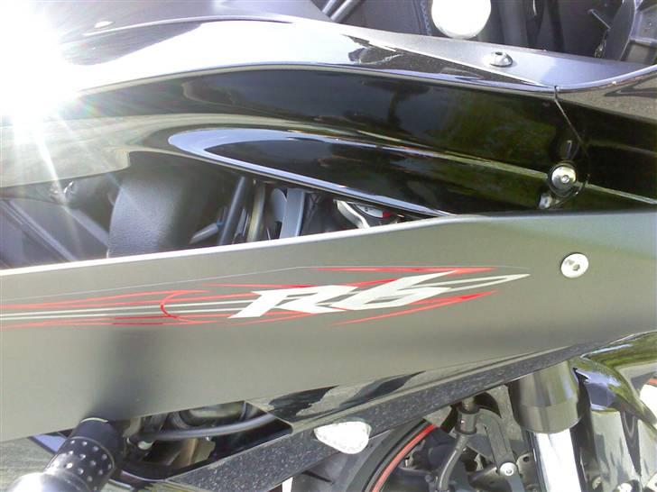 Yamaha yzf r6 SOLGT billede 7