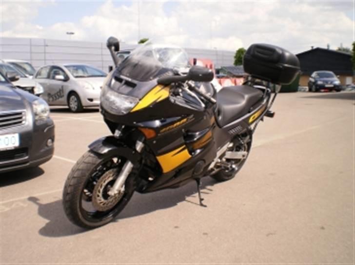 Honda CBR 1000 F billede 2