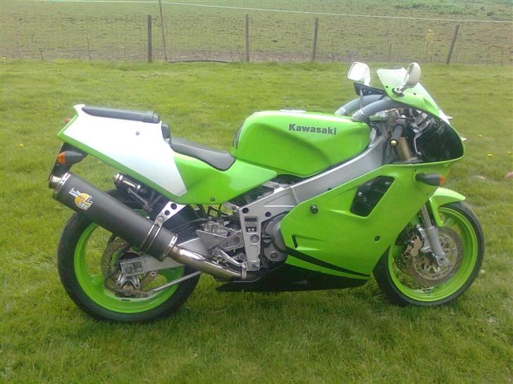 Kawasaki ZXR 400 - Solgt billede 4