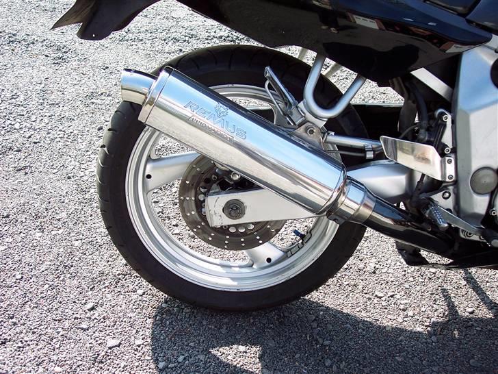 Yamaha fzr 600ccm billede 5