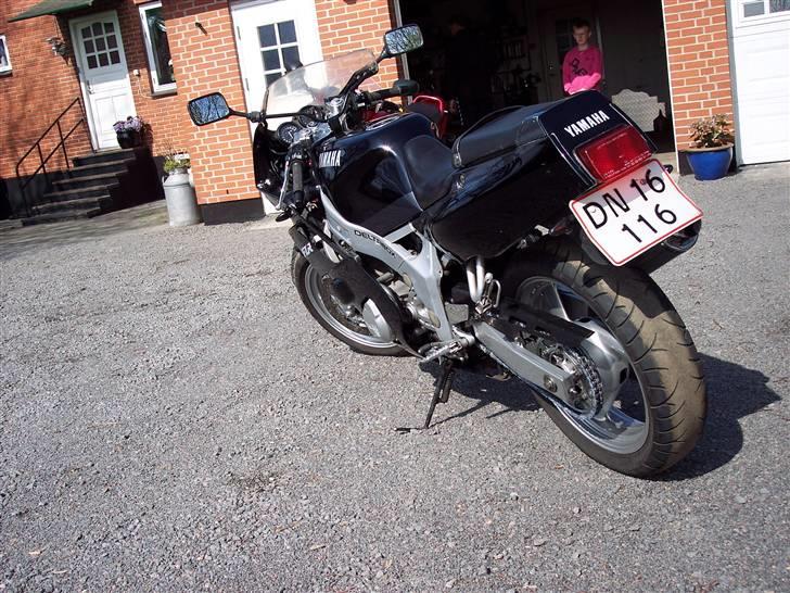 Yamaha fzr 600ccm billede 6