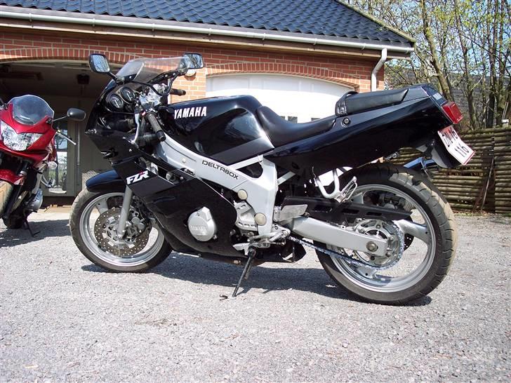 Yamaha fzr 600ccm billede 7