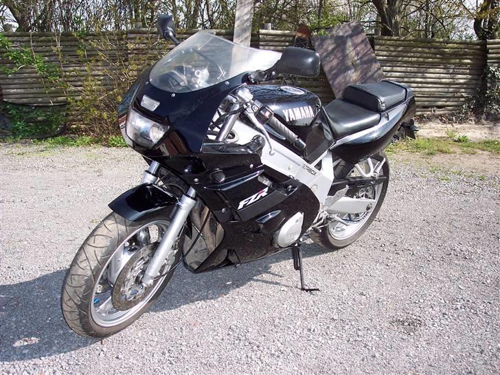 Yamaha fzr 600ccm billede 11