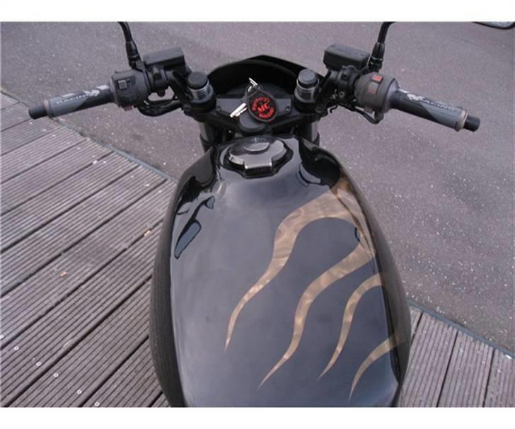 Honda vf750f solgt billede 5