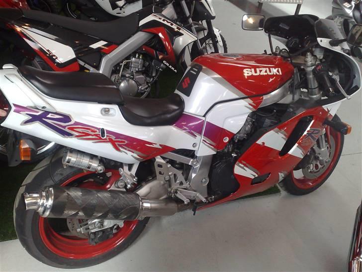 Suzuki GSX-R 750 *SOLGT* billede 1