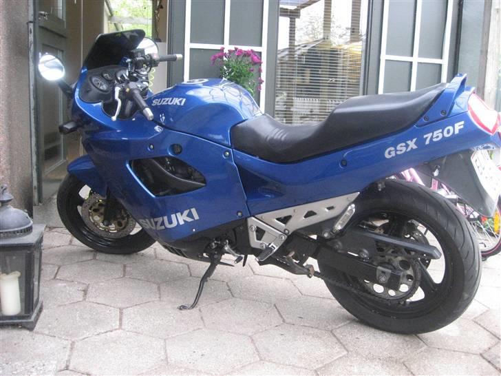 Suzuki GSX 750 F RIP billede 2