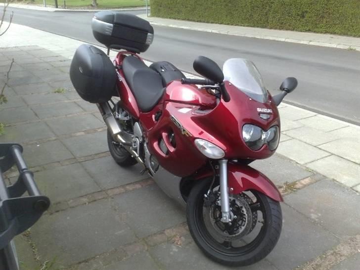 Suzuki GSX 750 F (SOLGT) billede 1