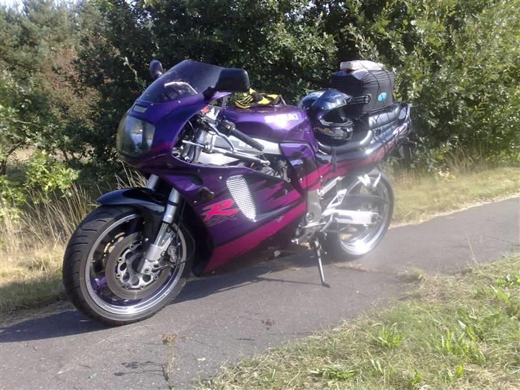 Suzuki GSXR 750 RW "KAPUT" billede 1