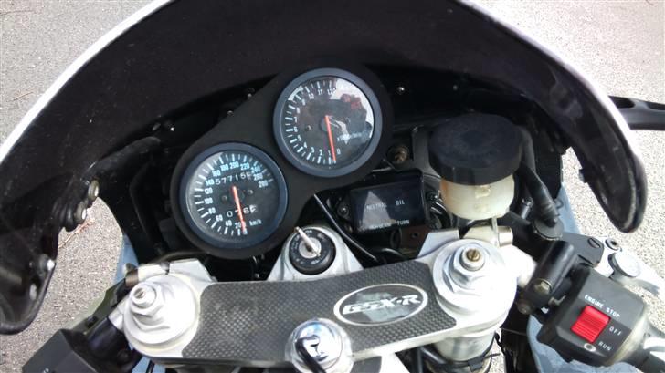 Suzuki GSXR 750 - Cockpit skal skiftes til GSXR1100 udgaven billede 15