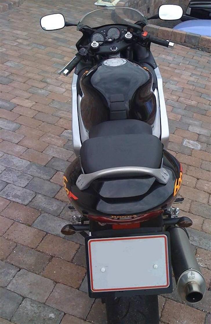 Honda CBR 600F4 billede 3