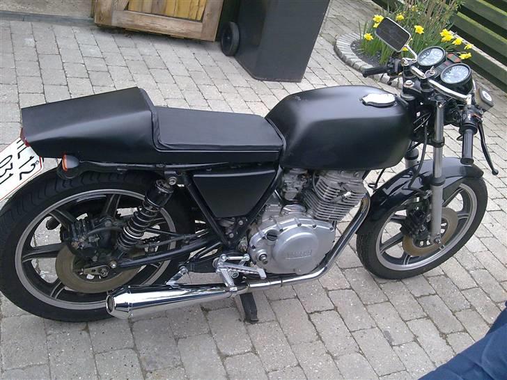 Yamaha XS250 Cafe Racer billede 1