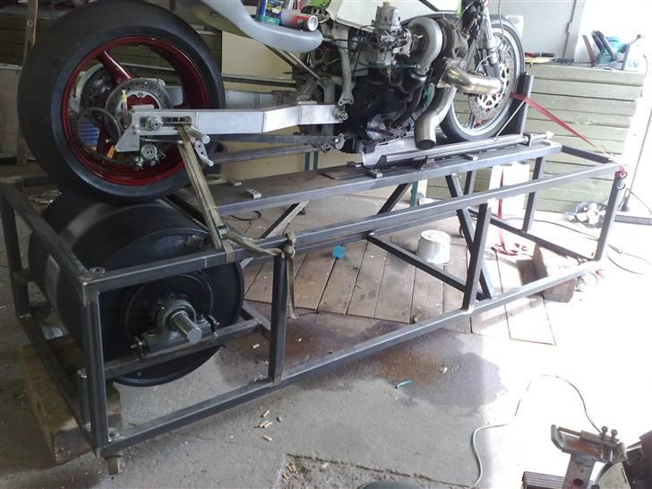 Kawasaki gpz 9oo - Prøvekørsel på rullefelt. billede 7