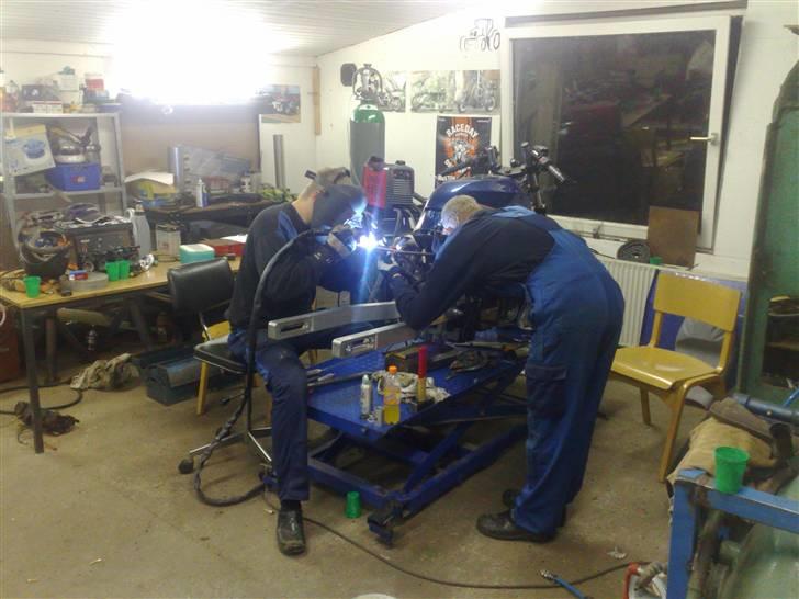 Kawasaki gpz 9oo billede 8