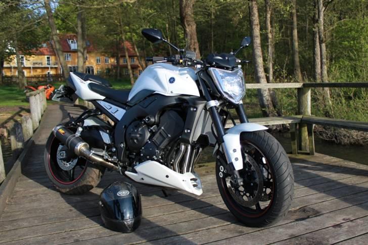 Yamaha FZ1-N Rizoma solgt billede 11