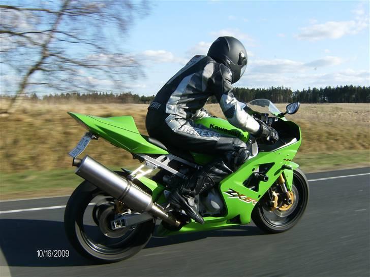 Kawasaki ZX6R SOLGT billede 1