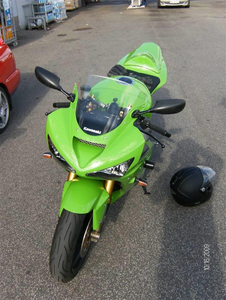 Kawasaki ZX6R SOLGT billede 3