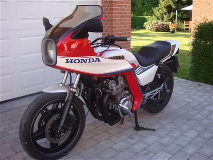 Honda CB 750 F  Boldor (solgt) - maj 08 billede 5