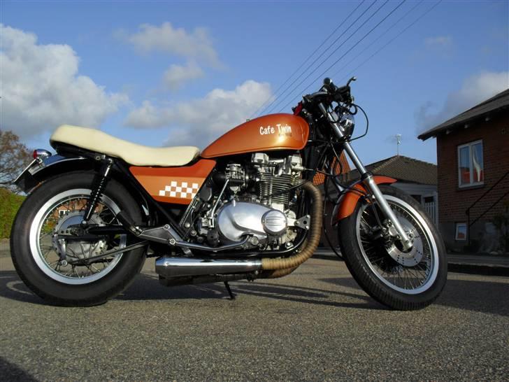 Kawasaki Z 750 B Twin SOLGT billede 4