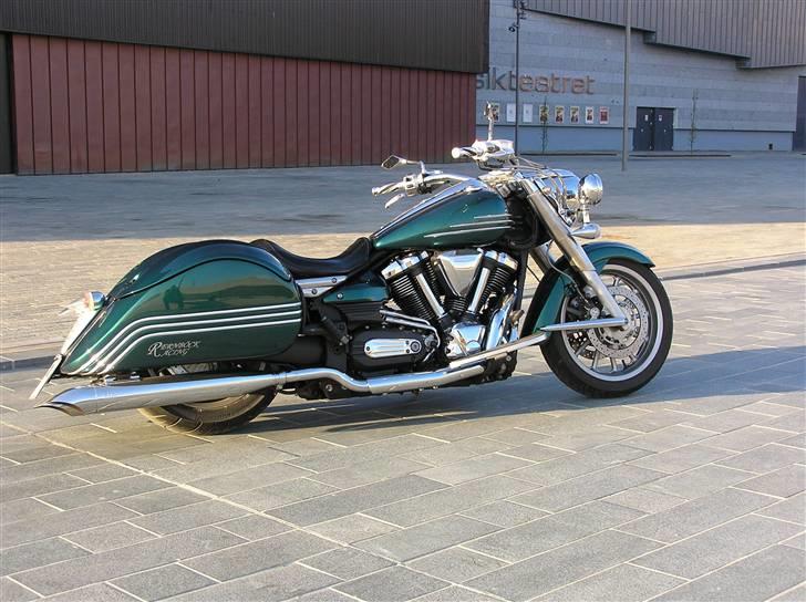 Yamaha xv1900 - Højre side med kun ét rør...og en ordentlig dunk til slut billede 13