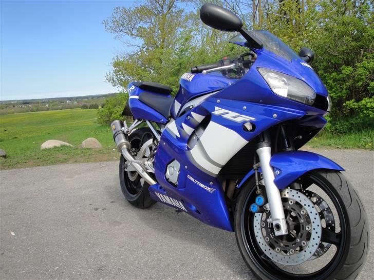 Yamaha yzf r6 redbull billede 11