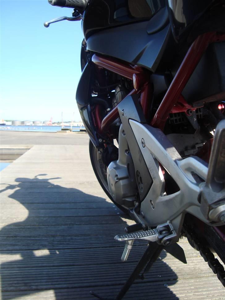 Kawasaki ER6N billede 15