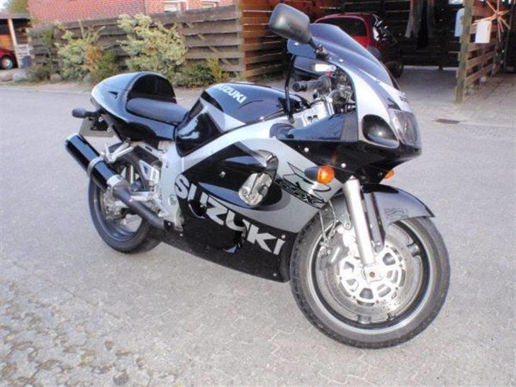 Suzuki GSXR 600 billede 3