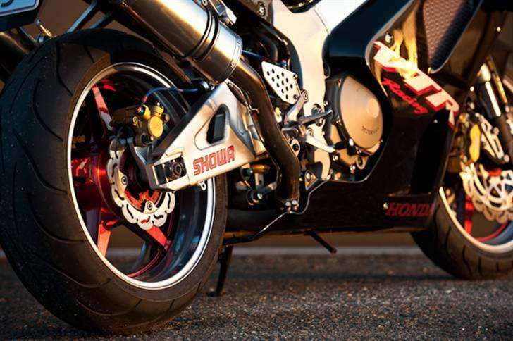 Honda VTR1000 SP2 - SOLGT billede 4