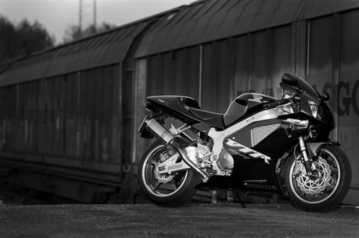 Honda VTR1000 SP2 - SOLGT billede 5