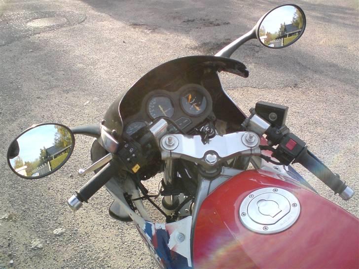 Suzuki Gsx-R 250 ccm (Solgt) billede 12