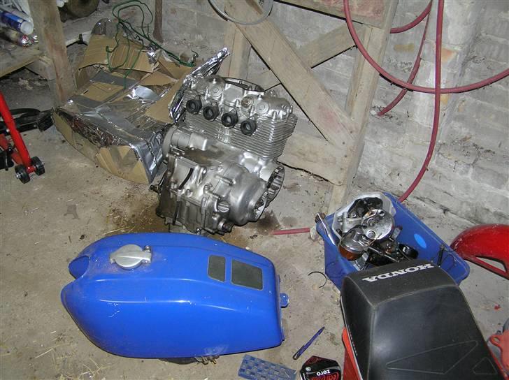 Honda cb 400f billede 17