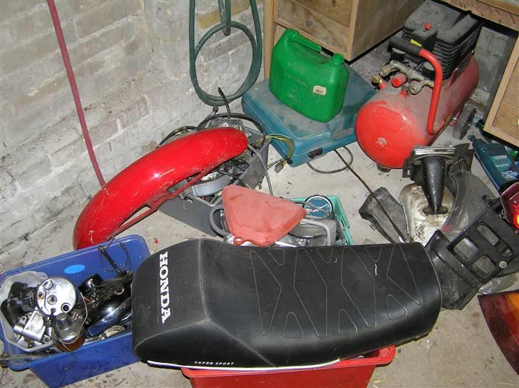 Honda cb 400f billede 18