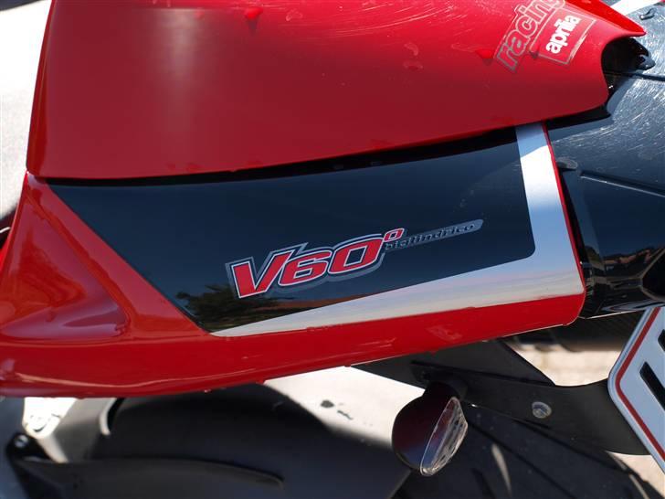 Aprilia RSV 1000 (Solgt) billede 8