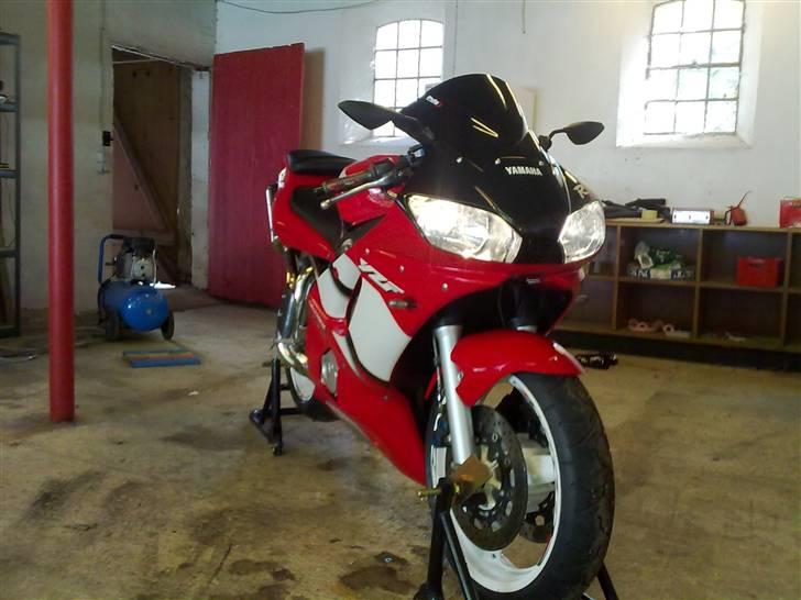 Yamaha yzf R6 billede 9