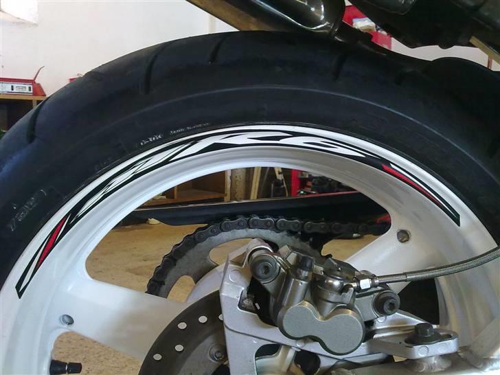 Yamaha yzf R6 billede 11