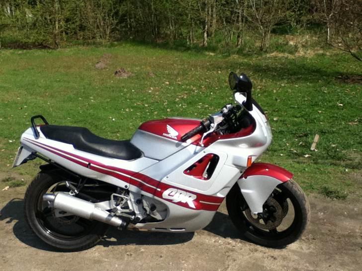 Honda CBR 600 f1 - sådan ser den ud nu billede 1