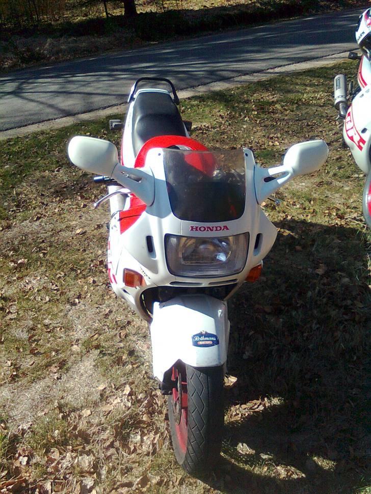 Honda CBR 600 f1 billede 4