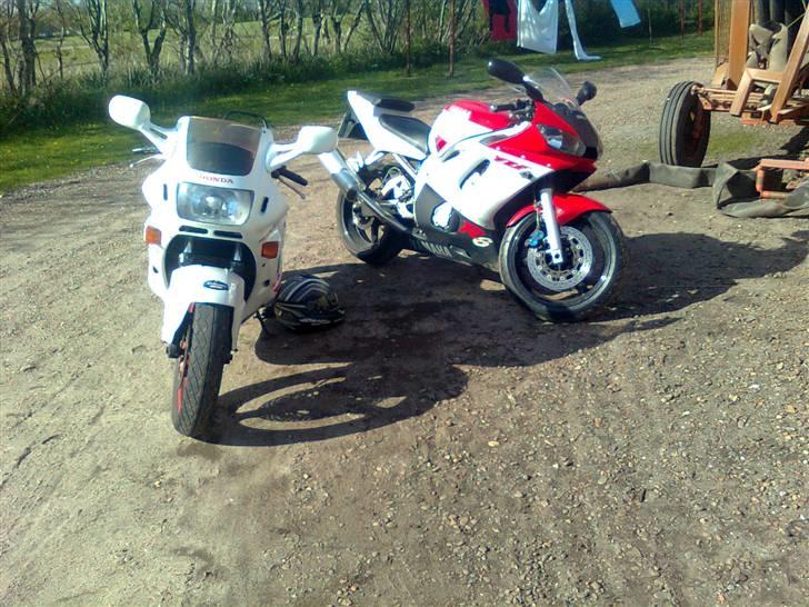 Honda CBR 600 f1 billede 12